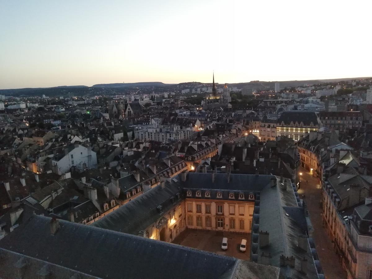 Appartement Le Bareuzai Dijon Zewnętrze zdjęcie